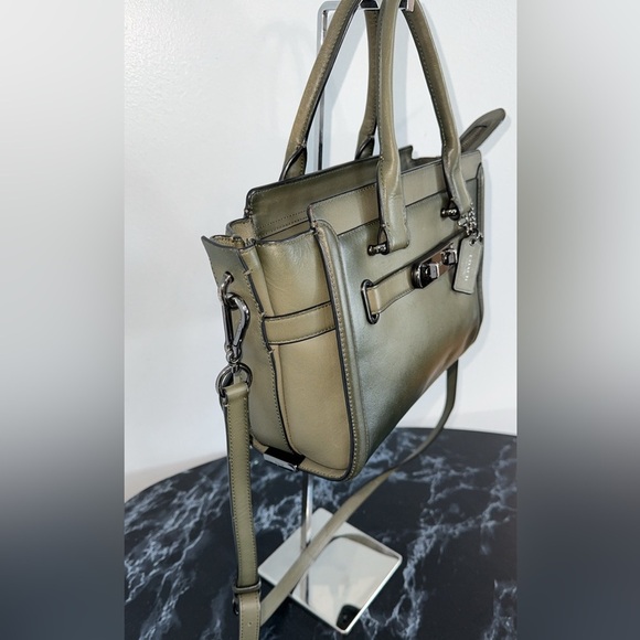 COACH Swagger 27 Handbag Burnished Leather Dark Green Crossbody Bag AUTHENTIC - Picture 5 of 15